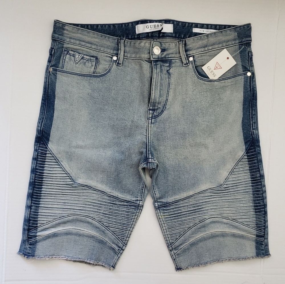 NWT GUESS Slim Fit Deconstructed Denim Shorts 32
